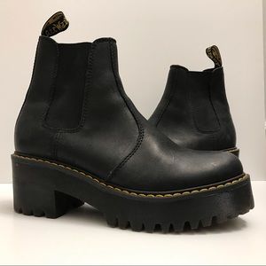DR MARTEN’S || Rometty Black Leather Chelsea Boot